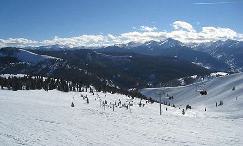 skiing in vail colarado